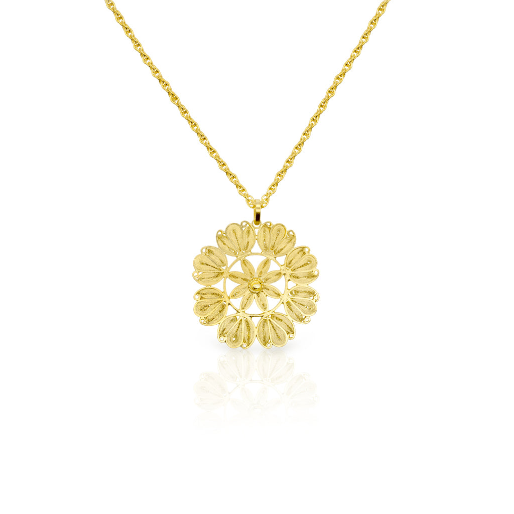 OH VOILA Daisy Mandala Necklace Gold